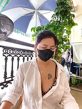 lyna bl online show from October 3, 4:28 am