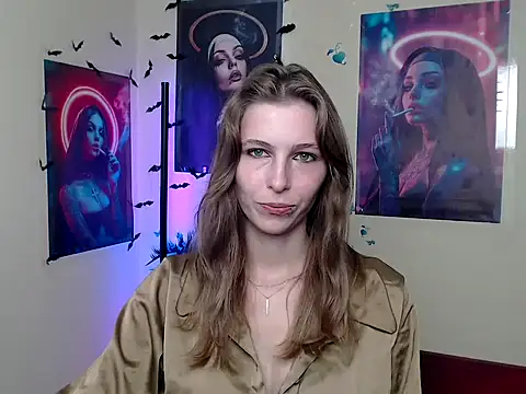 StrangerGi online show from September 18, 12:15 pm