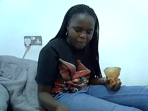 creamypussyy21 online show from June 28, 5:19 pm