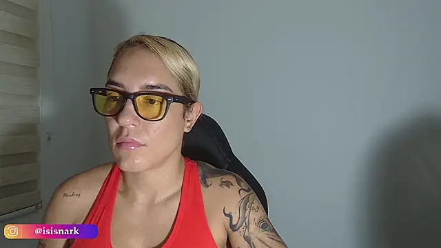 ValkyriaRose online show from March 26, 11:50 pm