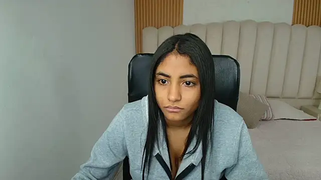 shaneelle online show from March 11, 3:11 am