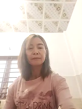 Sexy-ladyboobs20 online show from September 30, 5:35 am