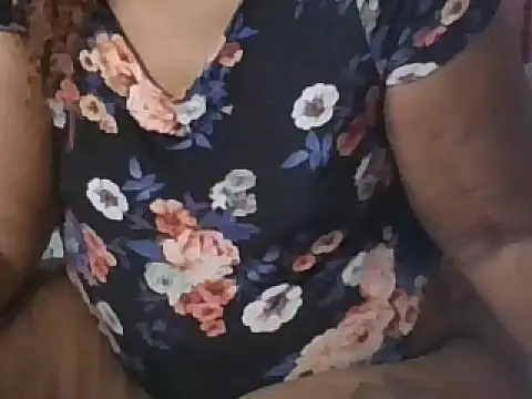 Bootiq online show from April 11, 1:15 pm