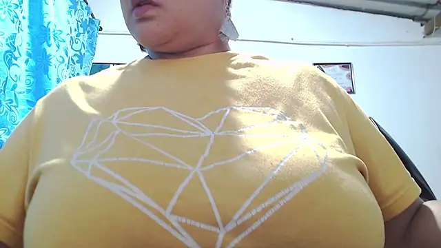 mia donatto369 online show from October 8, 11:09 pm