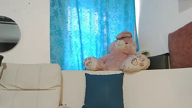 mia donatto369 online show from October 6, 4:12 pm