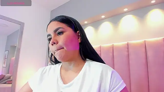 KeilyRoss online show from September 15, 8:05 pm