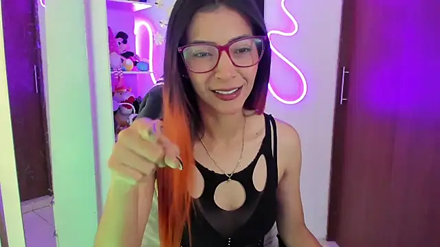 Amaranta e online show from November 22, 2:20 pm