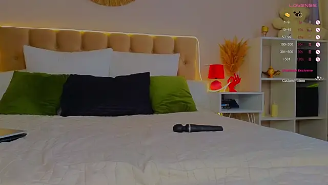 Jen Angel online show from September 27, 7:48 am