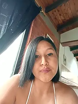 SamaraJay1 online show from November 9, 4:36 pm