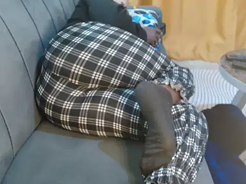 leslysexygirl online show from October 17, 4:48 am