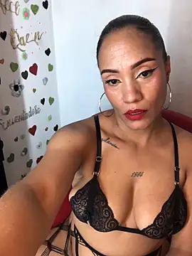 AdelaHaneix online show from October 19, 7:05 pm