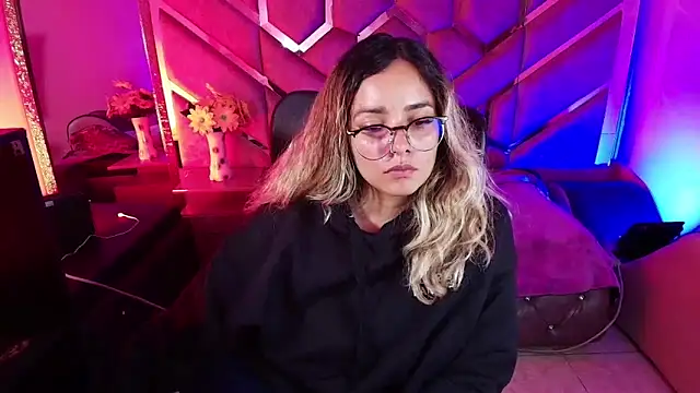 Olivia Fox69 online show from November 21, 3:41 am