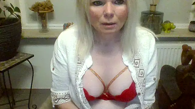 clwm online show from March 6, 4:18 am