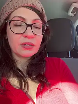 BeautifulMesss online show from February 9, 3:47 pm