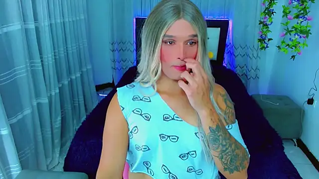 TaylorMon online show from February 24, 2:44 am