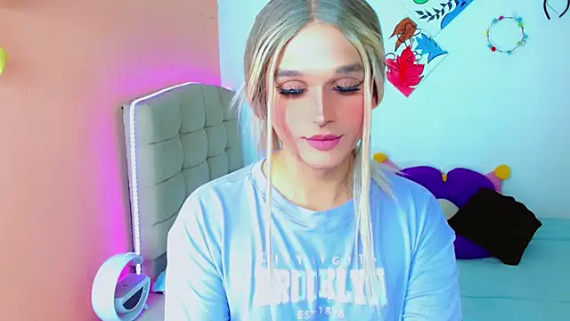 TaylorMon online show from October 11, 1:54 am