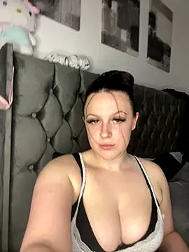 riri bstvx online show from October 9, 7:18 pm