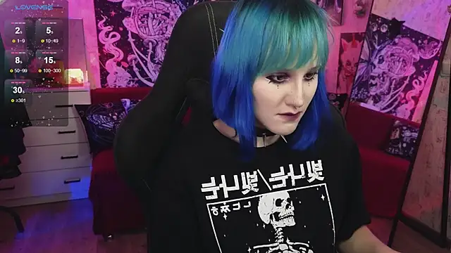 little Elika online show from October 3, 9:53 pm