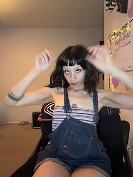 Gothbabbi online show from February 6, 10:02 pm