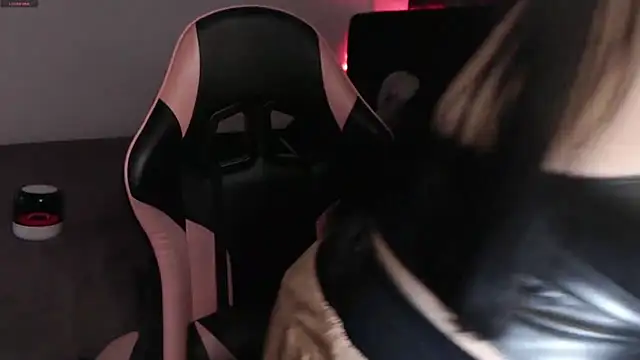 Theprojectsaraa online show from March 23, 5:19 pm