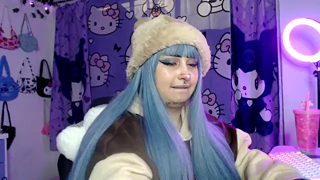 lussyevans24 online show from October 12, 7:11 am