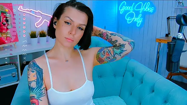 My toys pink online show from October 1, 10:48 pm