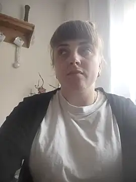 CoddessCrystal online show from March 28, 9:20 am