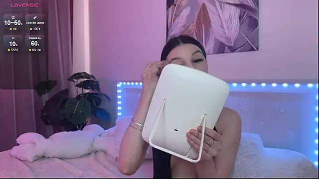 Veronica leal online show from March 29, 9:30 am