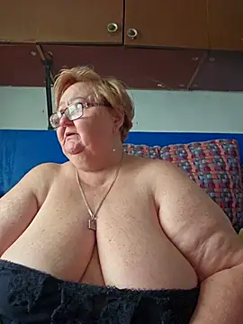 Awn290668 online show from September 18, 10:47 am