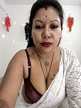 YOUR LOVELY-40 online show from October 24, 11:39 am