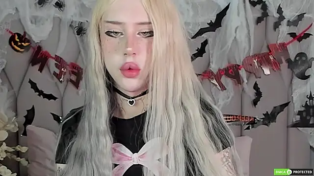 Joy Barker online show from November 1, 1:48 pm