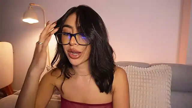 Sara albrecht online show from February 4, 1:30 am