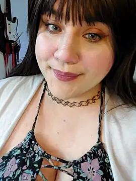 ItsNaiixa online show from October 24, 12:39 am