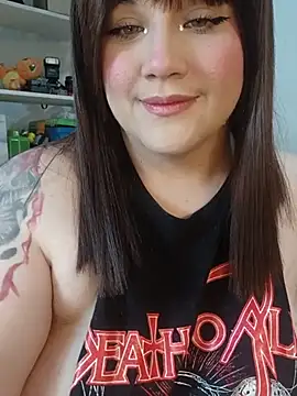 ItsNaiixa online show from June 13, 1:36 am