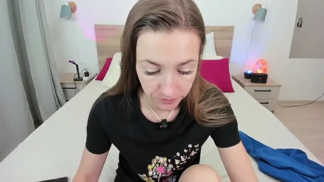 KateRedgar online show from February 4, 2:42 pm