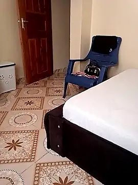 laviedavi online show from February 15, 7:33 am