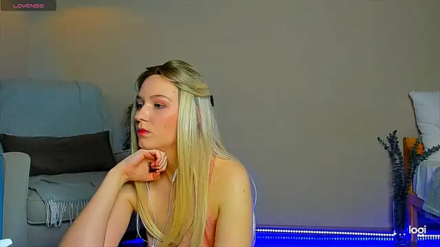 Agatha weiss online show from November 19, 5:35 pm