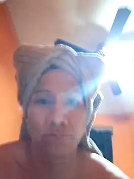 miicheele32 online show from November 9, 8:43 am