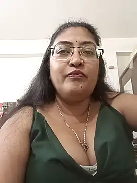 LAVERNIYA  online show from November 29, 12:42 pm