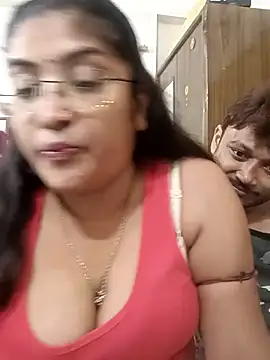 LAVERNIYA  online show from October 9, 8:02 pm