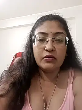 LAVERNIYA  online show from September 28, 3:06 pm