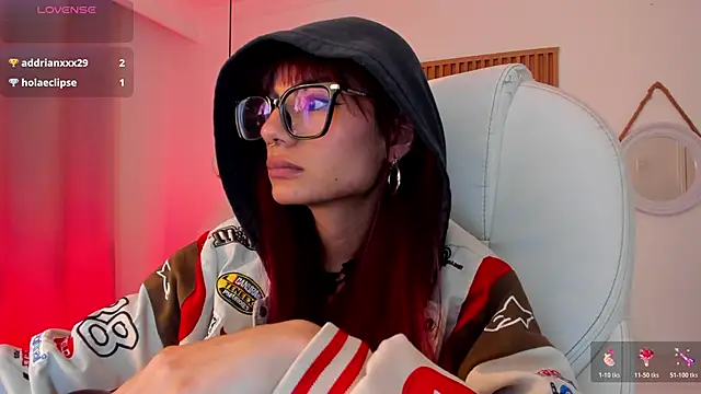 sophiecherry  online show from November 15, 12:00 am