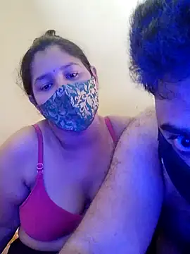 IND COUPLE1 online show from June 20, 7:23 am