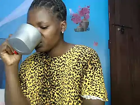 TrishaKalid online show from February 13, 10:17 am