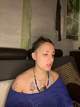 Hawitxui online show from October 13, 6:10 pm