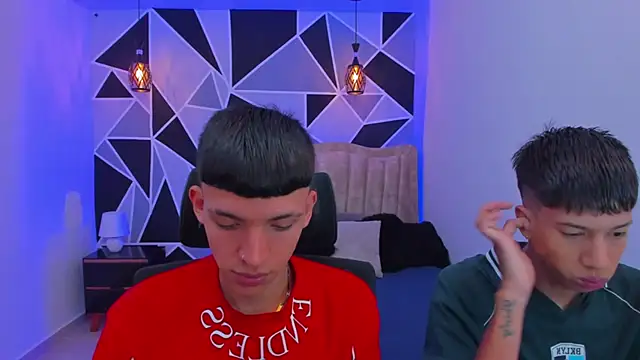 Juan Nd Steven online show from November 5, 4:18 am