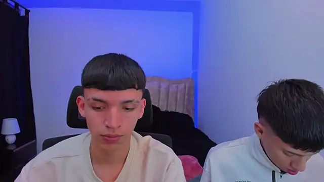 Juan Nd Steven online show from September 18, 4:11 am