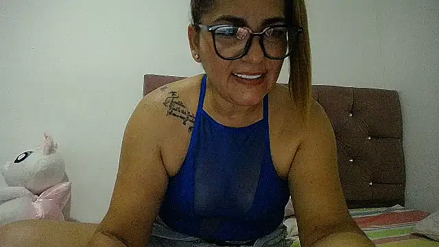 mirand zackyx online show from April 5, 7:24 pm