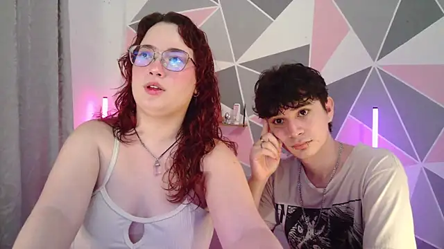 AndrewAnndCherry online show from March 19, 11:31 pm