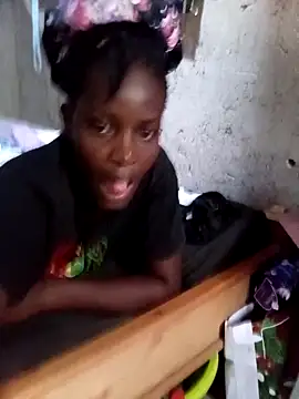 pretty prickle online show from February 1, 8:02 am